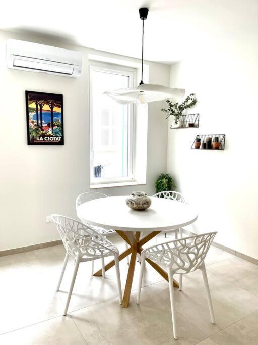 Appartement Moderne + Parking A 50M De La Mer La Ciotat Extérieur photo